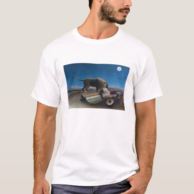 Camiseta Henri Rousseau - O Cigano Dormente (Frente)