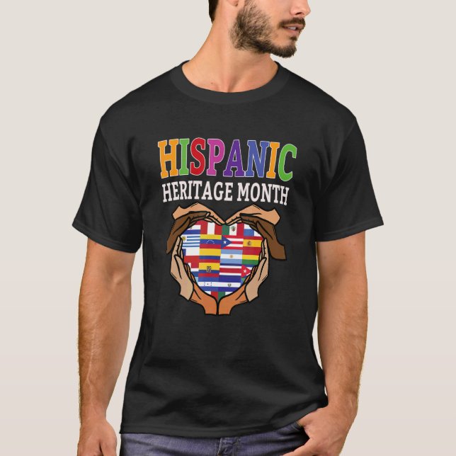 Camiseta Herança Hispânica Mês Mãos Sinalizadores Cardíacos (Frente)