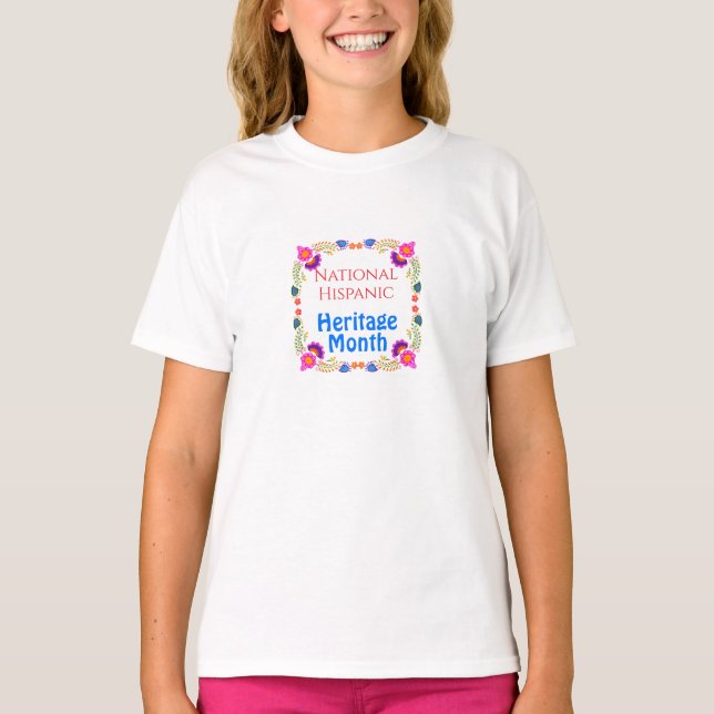 Camiseta Herança Nacional Hispânica Aniversário - Flo Color (Frente)