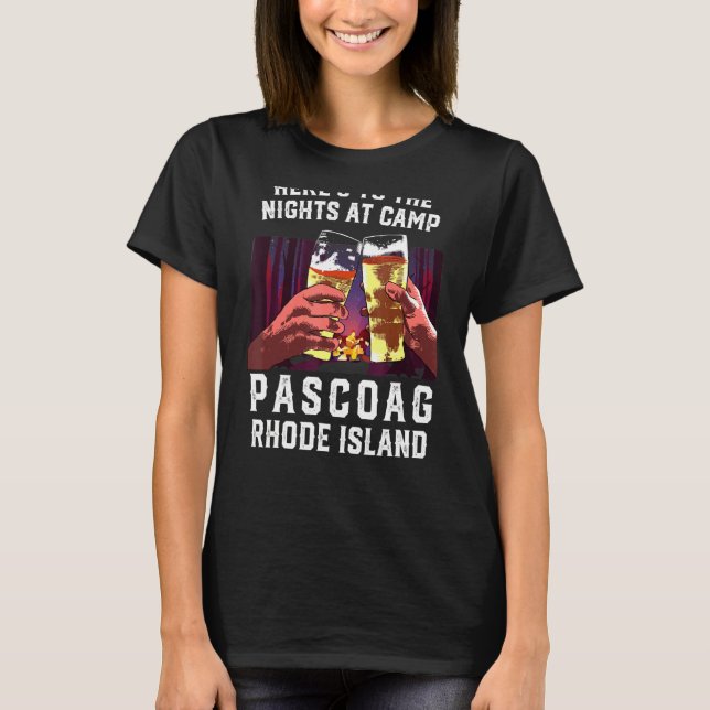 Camiseta Heres Às Noites No Campo Pascoag Acampando Rhode (Frente)