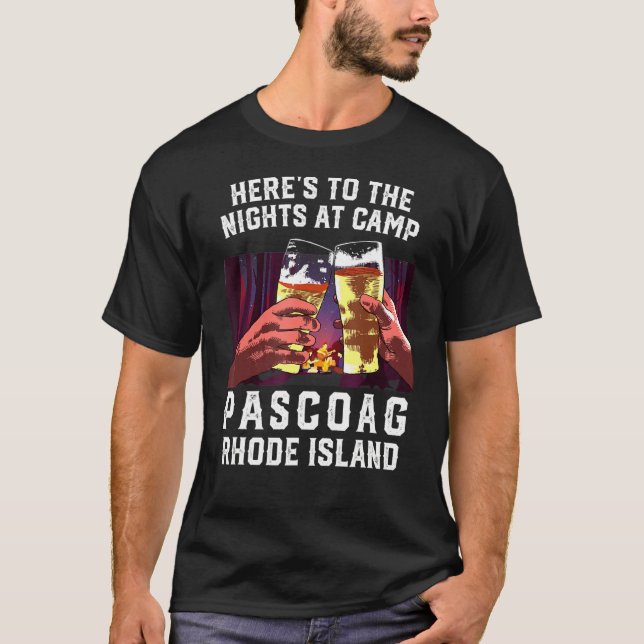 Camiseta Heres Às Noites No Campo Pascoag Acampando Rhode (Frente)