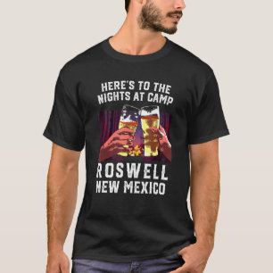 Camiseta Heres Às Noites No Campo Roswell Acampando-Me