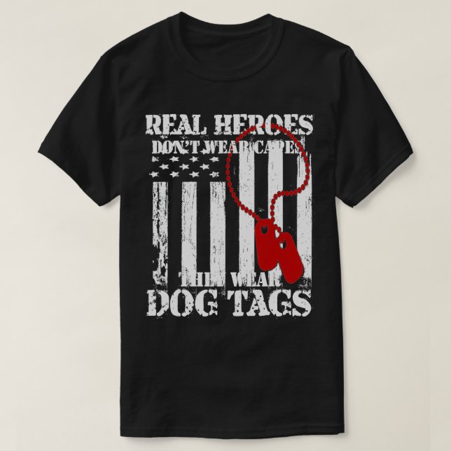 Camiseta Heróis de verdade não Vestem capas que Vestem Dog  (Frente do Design)