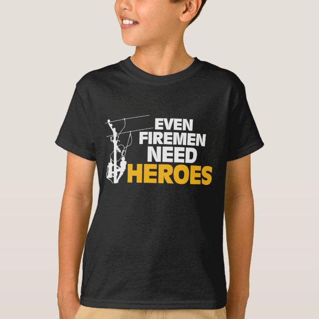 Camiseta Heróis engraçados da necessidade dos bombeiros do (Frente)