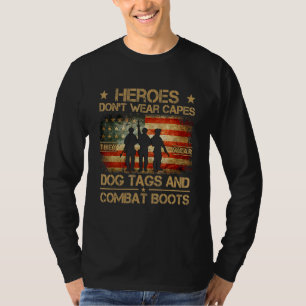 Camiseta Heróis não Vestem capas que Vestem Dog tags combat
