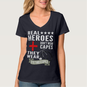 Camiseta Heróis Reais Não Vestem Capas Vestem Estetoscópios