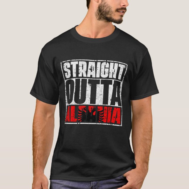 Camiseta Hetero fora da Albânia (Frente)