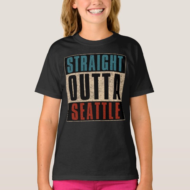 Camiseta Hetero Outta Seattle Washington EUA (Frente)