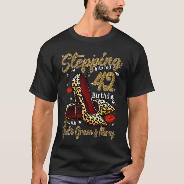 Camiseta High Heels Stepping Into My 42nd Birthday 42 and F (Frente)