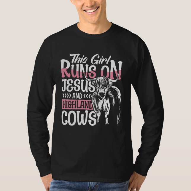 Camiseta Highland Cattle This Girl Runs On Jesus And Highla (Frente)
