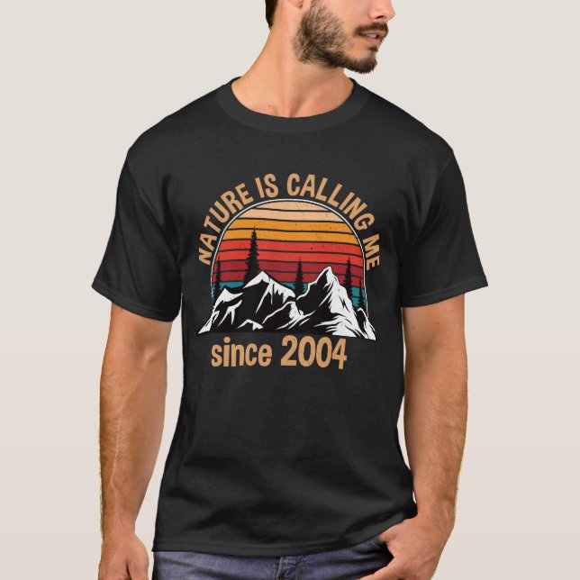 Camiseta Hiker Birthday Gift 2004 (Frente)