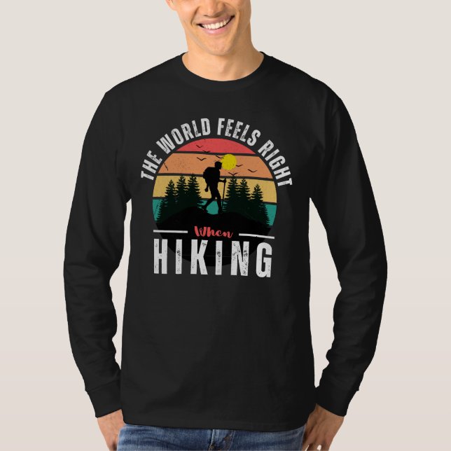 Camiseta Hikers De Acampamento De Montanha De Montanha Em P (Frente)