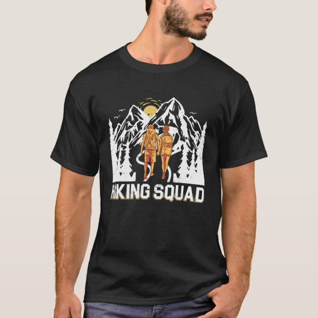 Camiseta Hiking Squad Camping Hiking Team Outdoor Activity  (Frente)