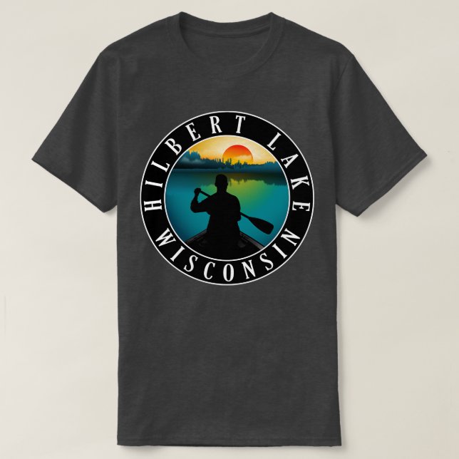 Camiseta Hilbert Lake Wisconsin Canoeing (Frente do Design)