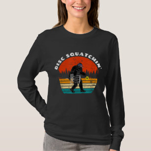Camiseta Hillarie Disk Squatchin' Bigfoot Basket Graphic S