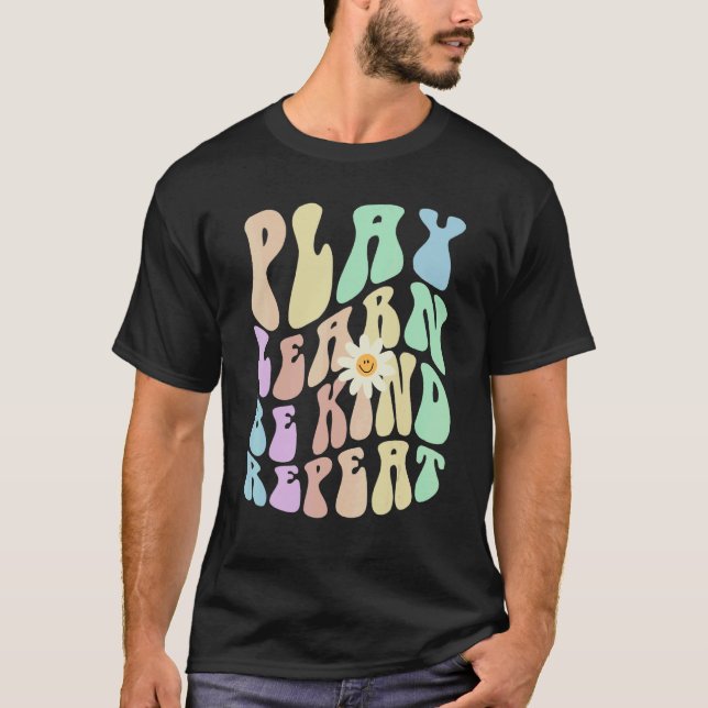Camiseta Hippie PLAY APRENDA SER GENTIL REPEAT Retro Stop B (Frente)