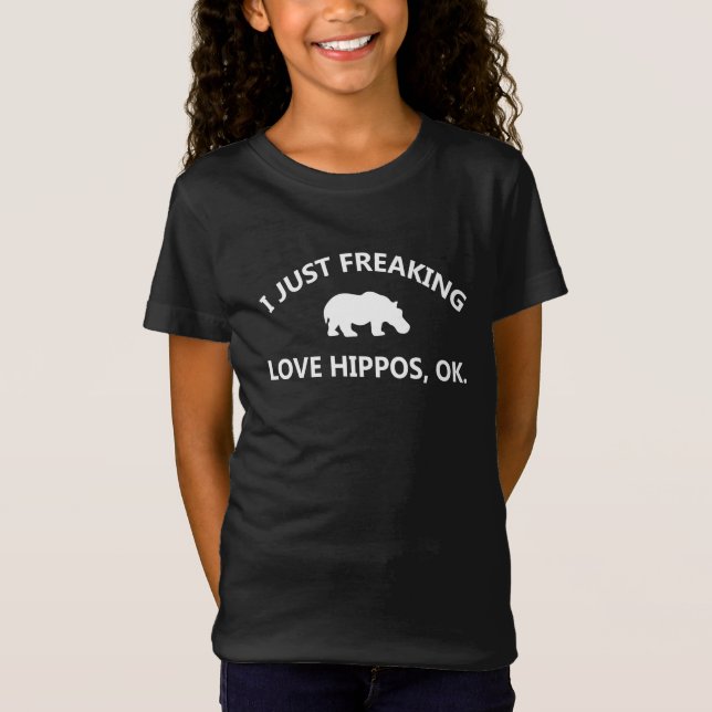 Camiseta Hippo Lover Gift| Eu Apenas Adoro Hippo Ok (Frente)