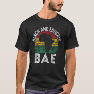 Camiseta História do Orgulho do Presente da BAE Preto e Edu