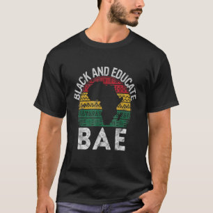 Camiseta História do Orgulho do Presente da BAE Preto e Edu