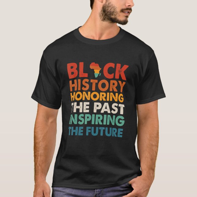 Camiseta História Negra Honrando O Passado Inspirando O Fut (Frente)