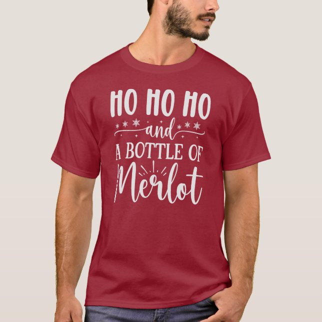 Camiseta Ho ho ho e um frasco de Letra Branca Merlot (Frente)