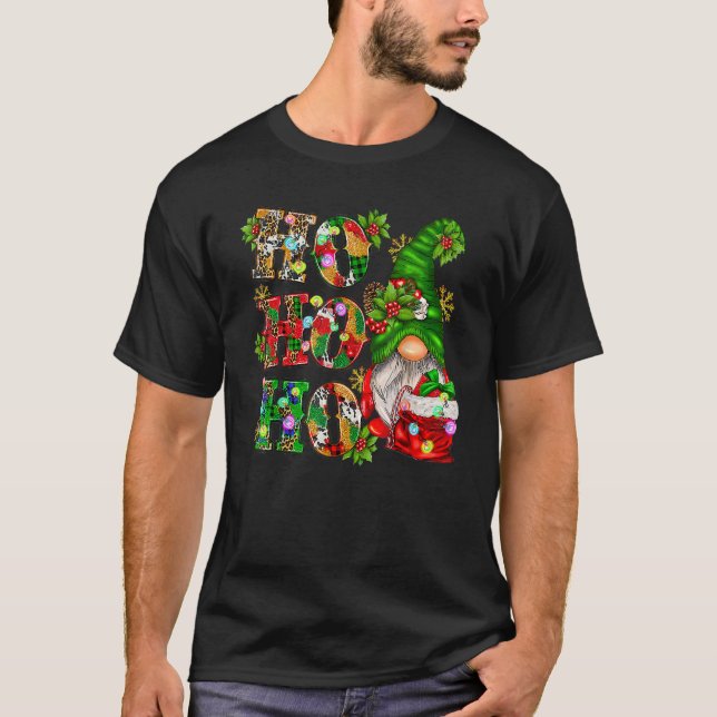 Camiseta Ho Ho Western Christmas Gnomo Feliz Natal L (Frente)