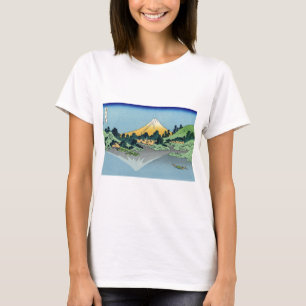 Camiseta Hokusai - O Monte Fuji Reflete no lago Kawaguchi
