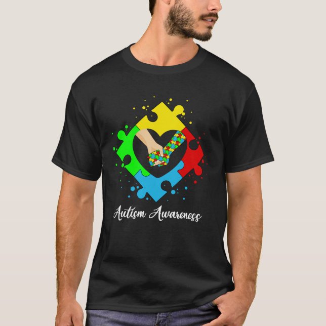 Camiseta Holding Hands In Heart Puzzle Autism Awareness Sup (Frente)
