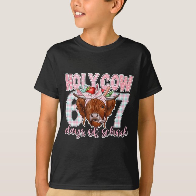 Camiseta Holy Cow 67 Days Of School Teacher Six Seven Meme  (Frente)