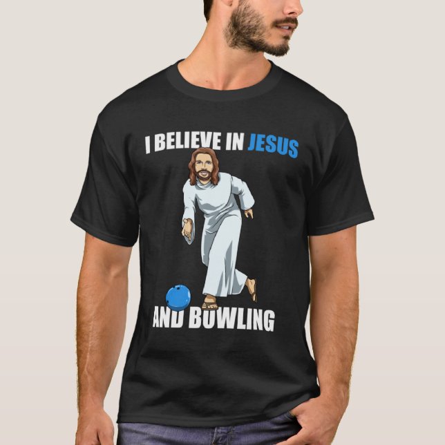 Camiseta Holy Strike  Bowling Jesus  2 (Frente)