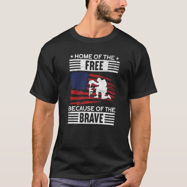 Camiseta Home Of The Free Because Of The Brave Proud Americ (Frente)