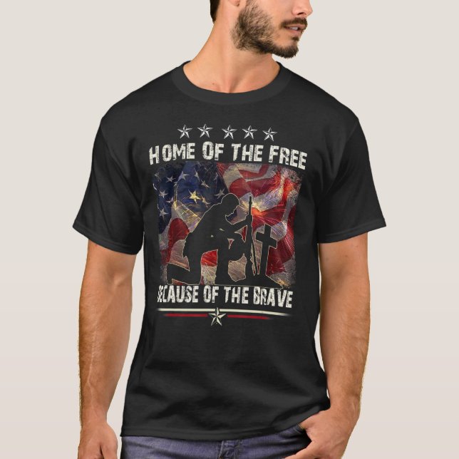 Camiseta Home Of The Free Because Of The Brave   Proud Vete (Frente)