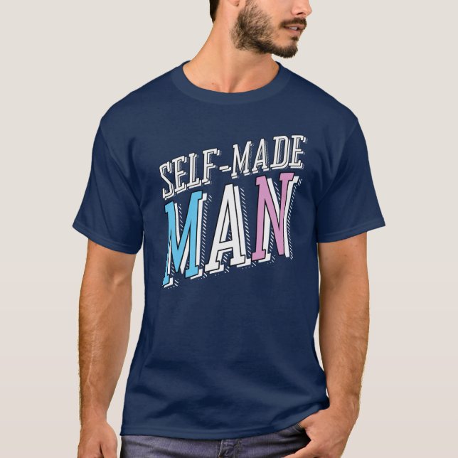 CAMISETA HOMEM AUTOMÁTICO (ORGULHO DE TRANS) (Frente)