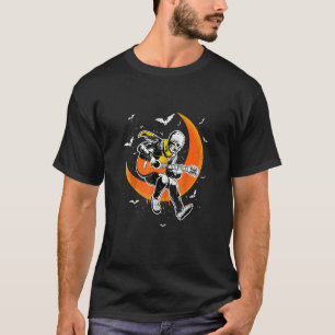 Camiseta Homem-caveira tocando violão na lua - música crâni