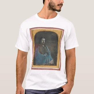 Camiseta Homem com casaco azul e revólver (40455)