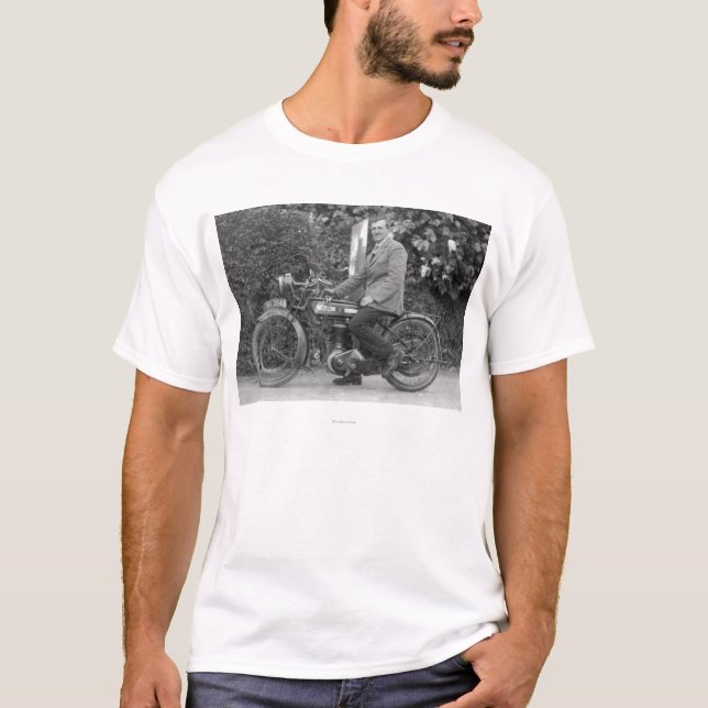 Camiseta Homem em B.S.A. velho Velomotor (Frente)