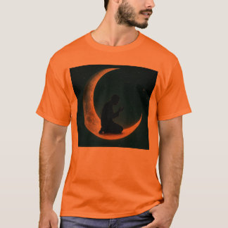 Camiseta Homem muçulmano rezando na arte espacial lua_islâm