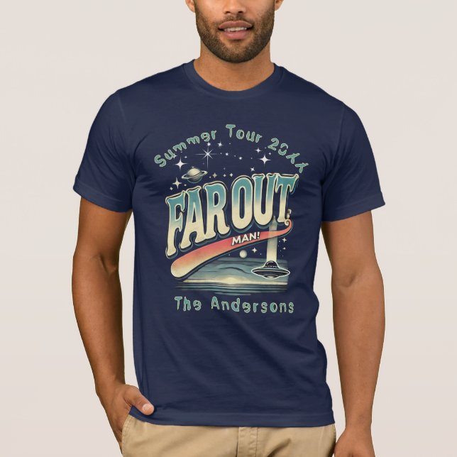Camiseta Homem Retro Slogan Família Personalizada de Longe  (Frente)