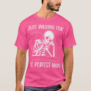 Camiseta Homem Skeleton Só Esperando Pelo Valentin Perfeito