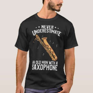 Camiseta Homem Velho Baritone Saxofone Com Saxofone