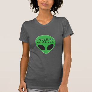 Camiseta Homem Verde Eu Acredito em Alienígenas