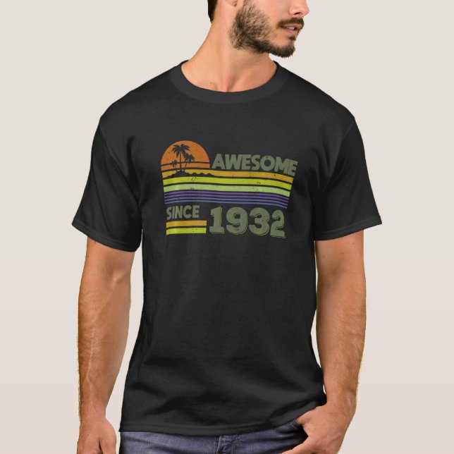 Camiseta Homens De 90 Anos São Incríveis Desde 1932 (Frente)