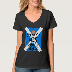 Camiseta Homens de Verdade Bebem Whisky Bandeira Escocesa D