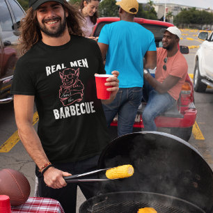 Camiseta Homens engraçados de verdade cheiram como churrasc