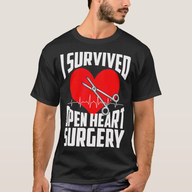 Camiseta Homens Legal Que Sobreviveram Em Cirurgia Funciona (Frente)