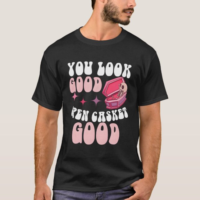 Camiseta Homens Mulheres Engraçadas Trabalhadora de Serviço (Frente)