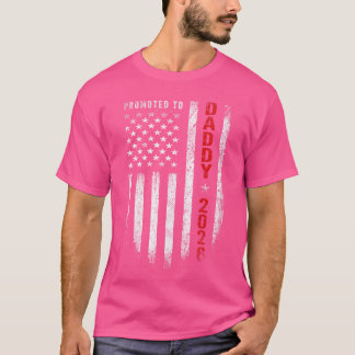 Camiseta Homens Patrióticos Promovidos a Papai Est 2026 Pri