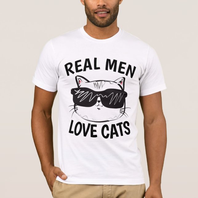 Camiseta HOMENS REAIS ADORAM GATOS Gatos T-shirts (Frente)