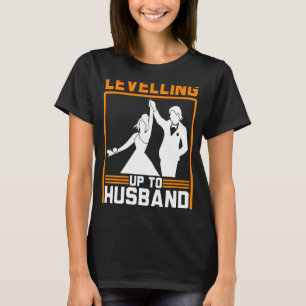 Camiseta Homens Subindo de Nível para Maridos Noivos Casame