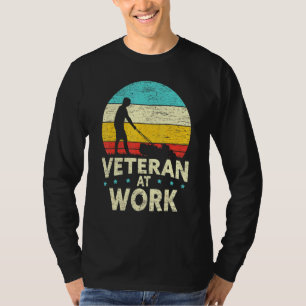 Camiseta Homens Veterano No Trabalho Cortador de Grama